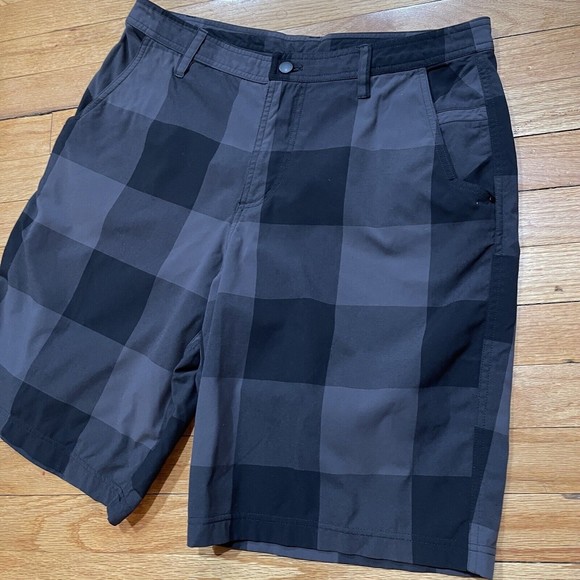 Lululemon Mens Kahuna 11” Shorts Size 36 Casual Golf Athletic Black Check Plaid - Picture 3 of 10